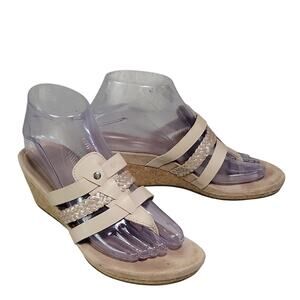 UGG Maddie Cushioned Cork Wedge Sandals Womens Size 6.5